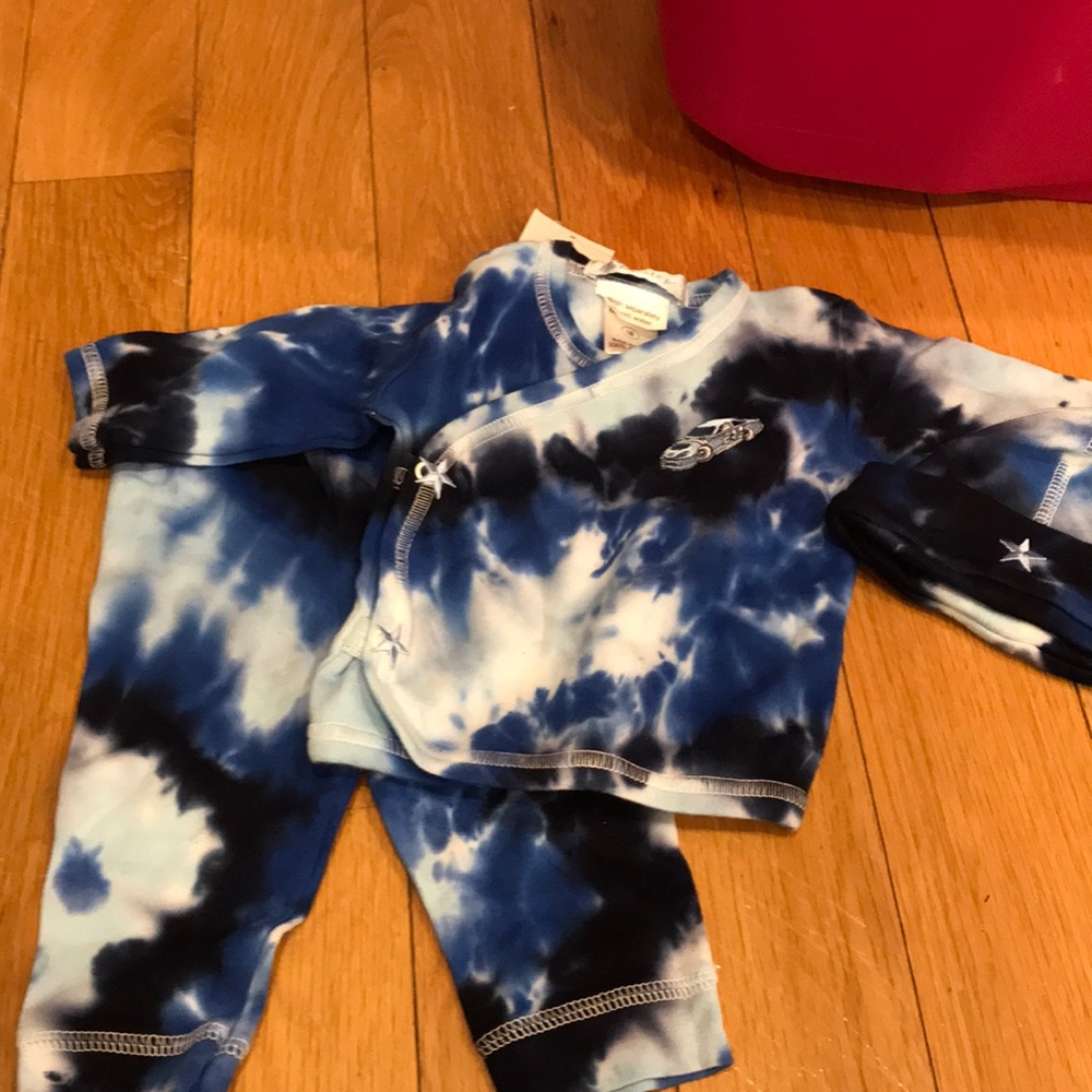 Boys tye dye outfit